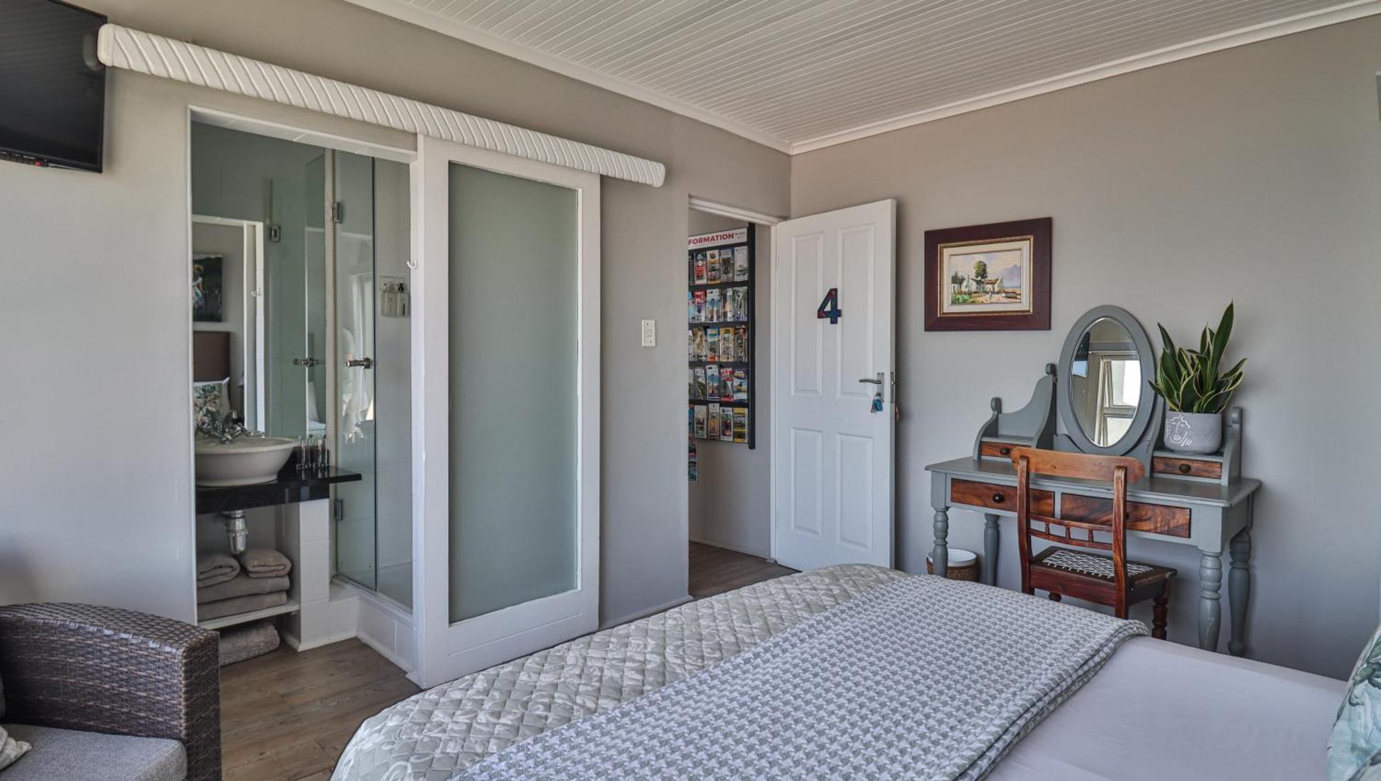 3Coloursblue Guest House 모젤베이 외부 사진