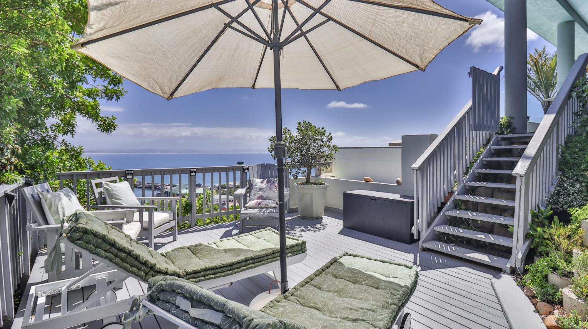 3Coloursblue Guest House 모젤베이 외부 사진