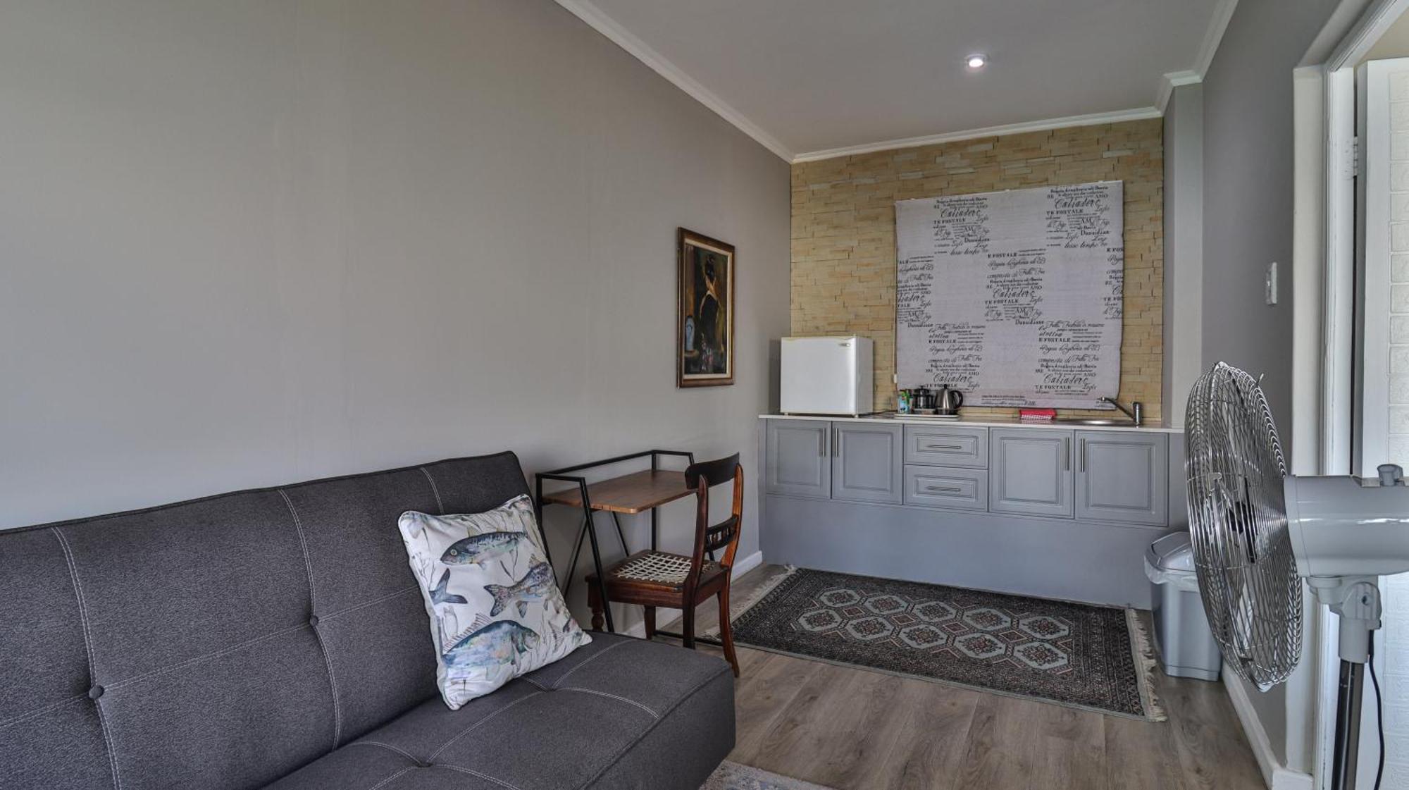 3Coloursblue Guest House 모젤베이 외부 사진